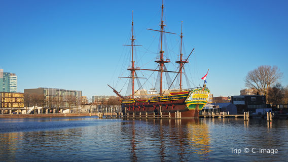 VOC Ship 'Amsterdam' Replica