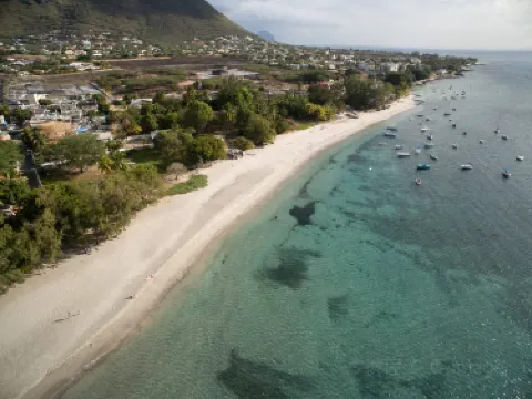 塔馬蘭公共海灘