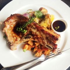 Italics Restaurant User Photo