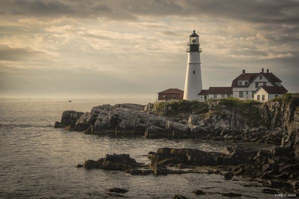 Compare 5 airports near South Portland