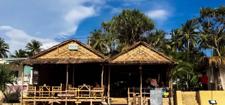 beach side restaurant