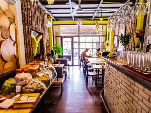 Olivia Restaurant