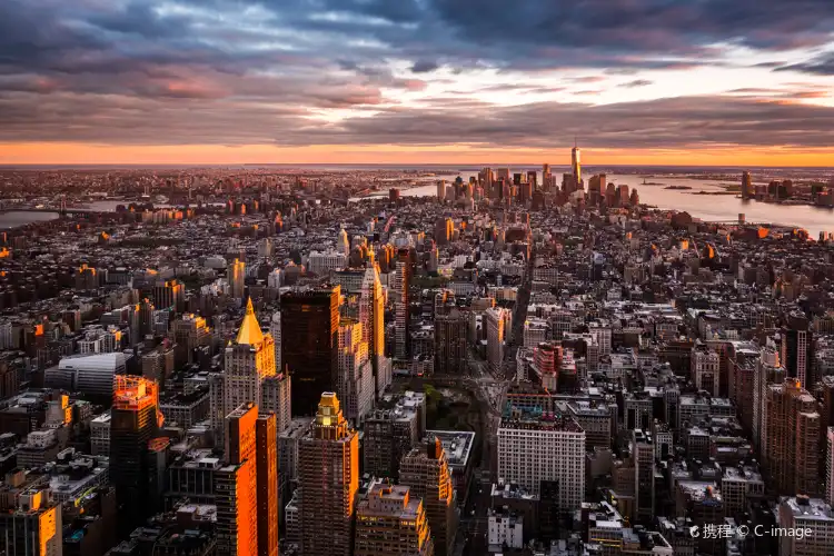 Hotels near Midtown Manhattan Skyline
