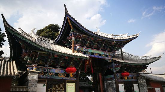 蒙阳公园走到底，一墙之隔就是文庙，始建于明代洪武年间（136