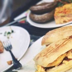 E Pellicci User Photo