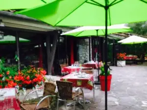 Restaurant Au Moulin Du Pouy
