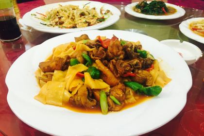 Wanxiangtaoyuanjiaribinguan