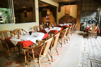 Carnivore Steak & Grill