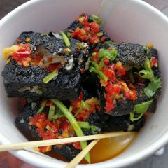 HEY HEY BLACK SMELLY TO-FU User Photo