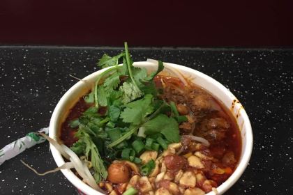 莱得快酸辣粉(炫地店)