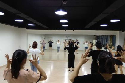 苗小壇酸湯魚撈飯