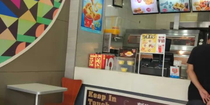 華萊士炸雞漢堡(金牛汽車站店)