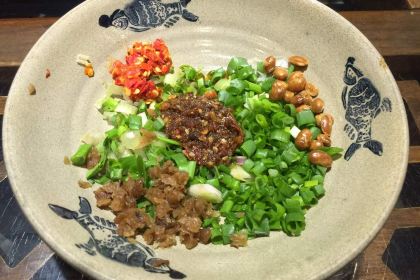 ZHANG DA HU ZI HUO GUO JIU LOU CHANG YI DIAN