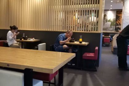 阿香米線(湖塘大潤發店)