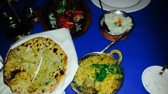 Mezbaan Bar & Indian Restaurant
