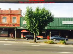 Golden Lin Roing Chinese Restaurant 金玲瓏中餐館