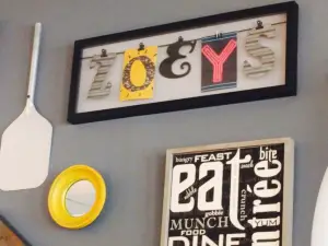 Zoey's Pizza & Calzones