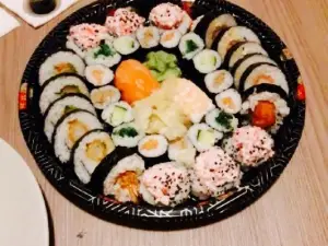 Yoshi Sushi