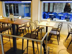 Cafeteria Go Go