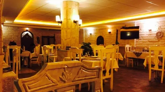 Al Rous Al Bahar Restaurant