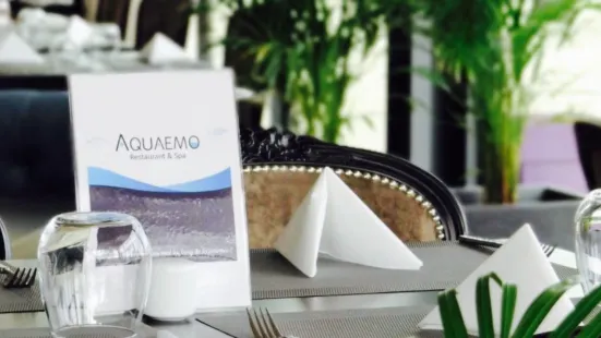 Aquaemo Restaurant & Spa