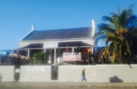 Somerset-on-Main pub and grill