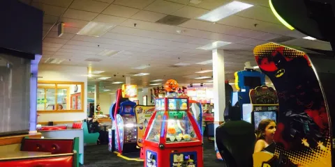 Chuck E. Cheese