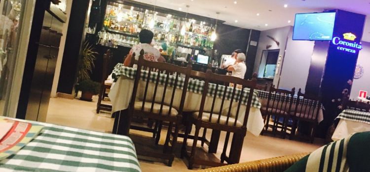 Maxim's Steak House & Pizzería