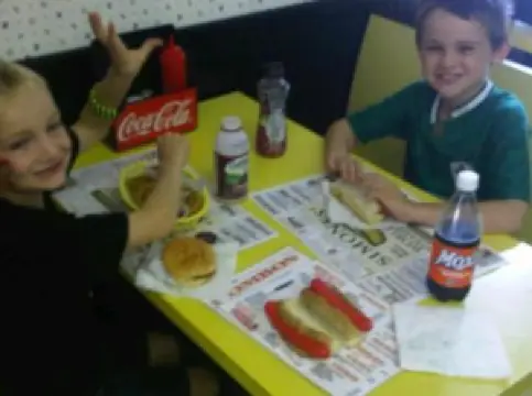 Simones' Hot Dog Stand