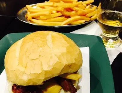 Bar & Burguer