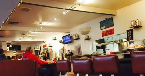 Fallbrook Cafe in 佛布魯克