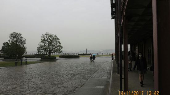 去横滨的海边看看风景，路过这里过来看看，风景确实不错，这里无