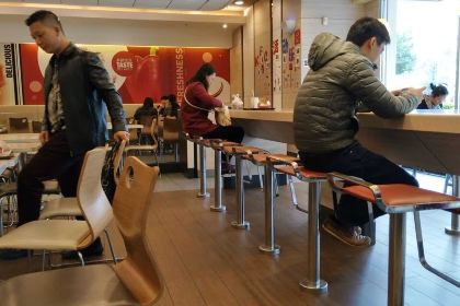 肯德基（江北麗日店）