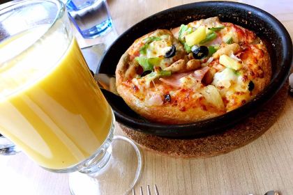 必勝客（華貿天地店）