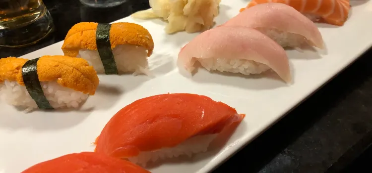 Yumi's Sushi Bar