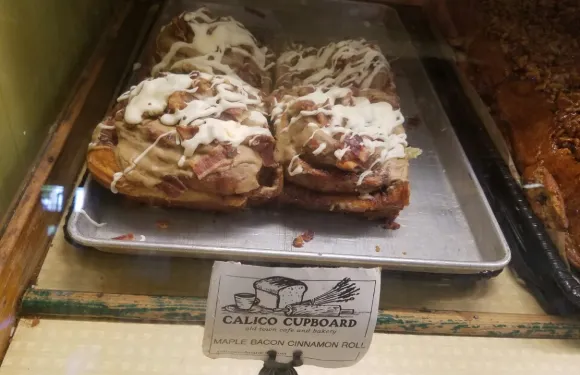 Calico Cupboard Old Town Cafe & Bakery