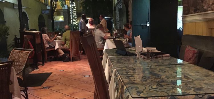 Amalia Café Restaurant