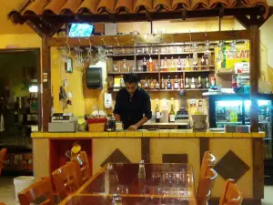 El Ruizeñor Grill