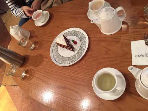 Cafe Monday to Sunday