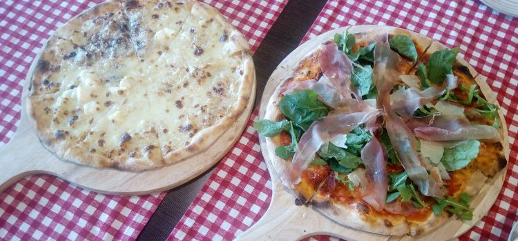Mamma Mia - Italian Restaurant & Bar