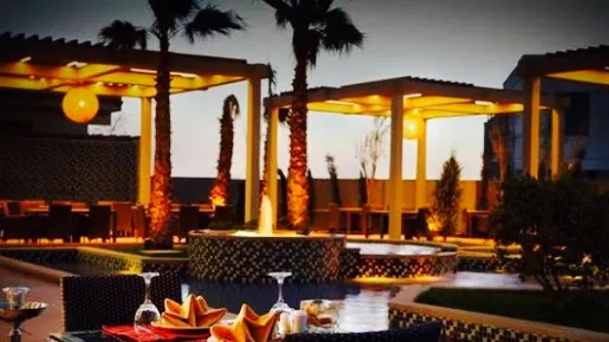 Al Bustan Lebanese Restaurant & Garden