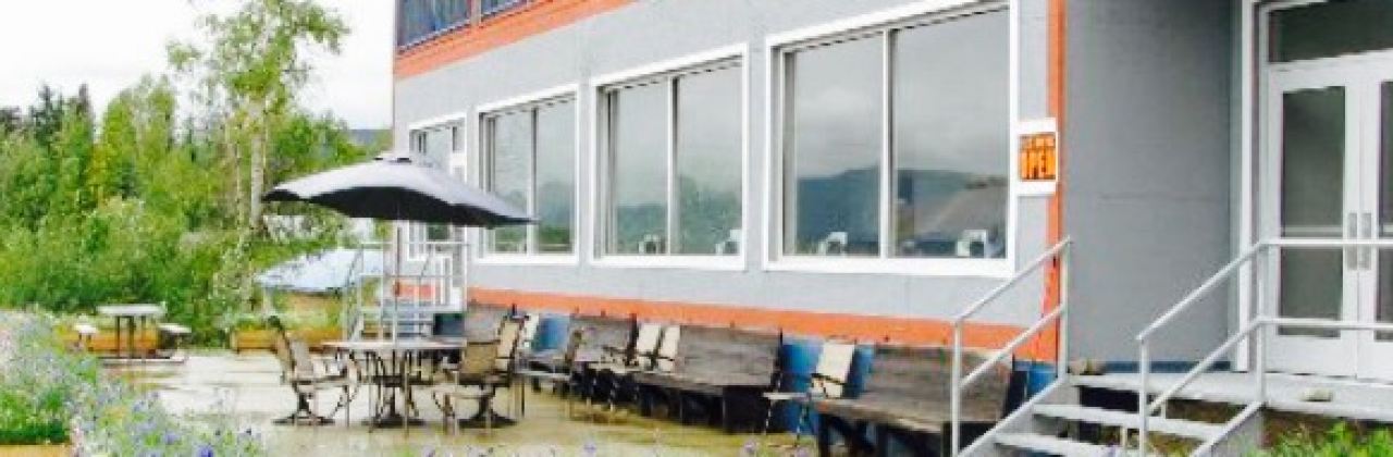 Riverside Hotel - Cafe