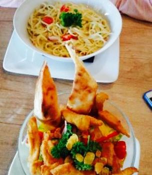 El Gusto Cafe & Bistro