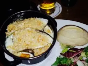 Elliot's Bistro