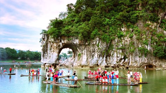 桂林象鼻山景區+疊彩山+七星景區+獨秀峰王城+東西巷一日【私家團