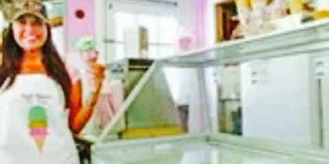 Susie Scoops Ice Cream, Donuts, & Frozen Yogurt