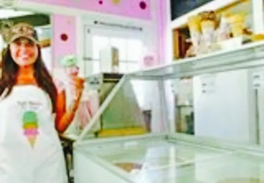 Susie Scoops Ice Cream, Donuts, & Frozen Yogurt