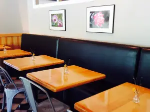 JV'S Taproom