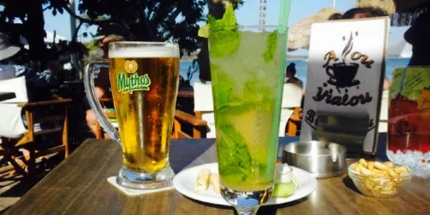 Alou Yialou Beach Bar