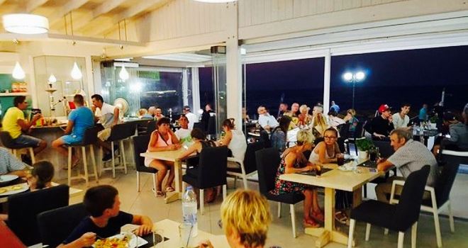 Sirroco Restaurant Bar